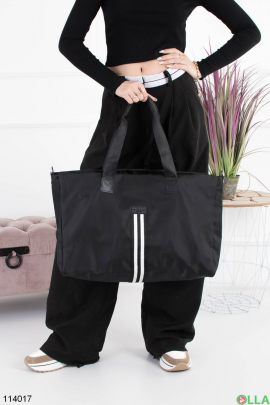 Чорна спортивна сумка з текстилю