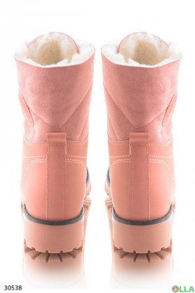 Розовые высокие ботинки на шнуровке