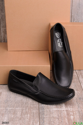 Чоловічі туфлі чорного кольору