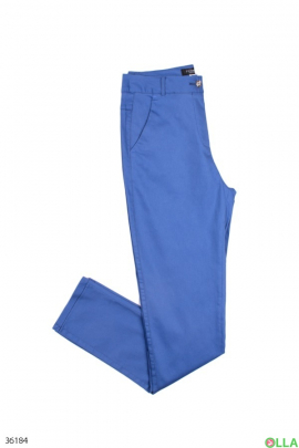 Женские джинсы синего цвета