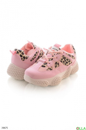 Pink sneakers with leopard insert