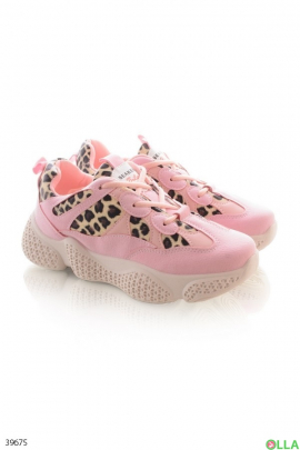 Рожеві кросівки з леопардовим вставкою