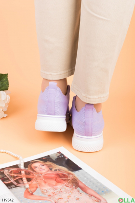 Жіночі лилові кросівки з текстилю