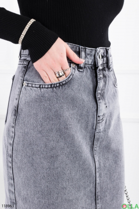 Женская серая джинсовая юбка