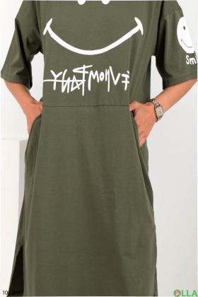 Женское трикотажное платье цвета хаки с надписью