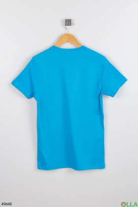 Чоловіча блакитна футболка