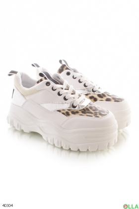 Женские  кроссовки со вставкой под леопард