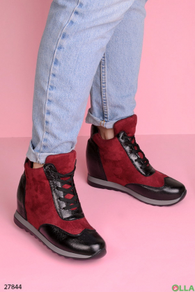 Women's sneakers burgundy with black inserts