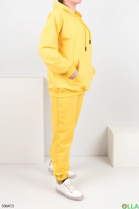 Женский желтый спортивный костюм батал
