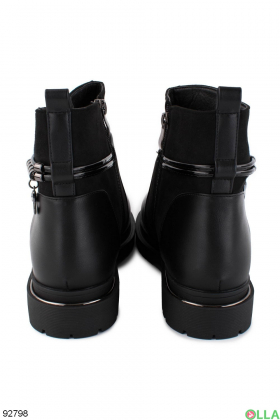 Женские зимние черные ботинки на молнии