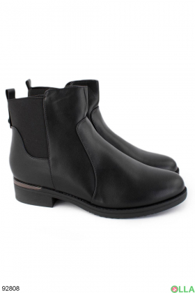Жіночі зимові чорні черевики з еко-шкіри