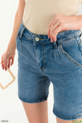 Женские джинсовые шорты синего цвета