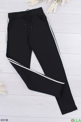 Женские спортивные брюки черного цвета на флисе