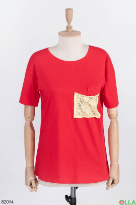 Women's T-shirt with pockets