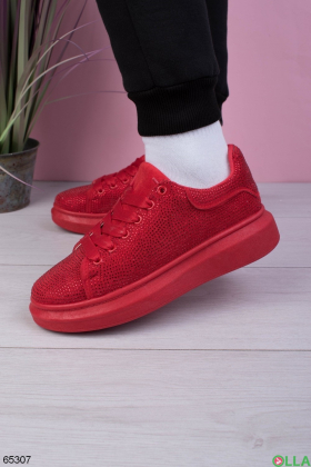 Жіночі червоні кросівки на шнурівці