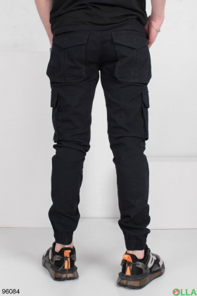 Men's dark blue trousers with pockets