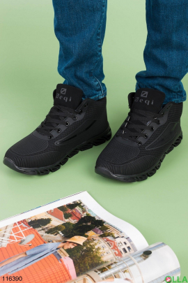 Чоловічі чорні кросівки зі шнурівкою