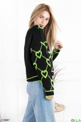 Женский черно-зеленый свитер в принт