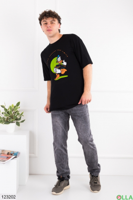 Men's black oversized T-shirt with a pattern