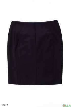 Women's skirt in a classic style