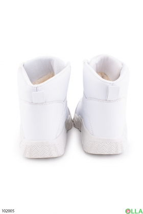 Жіночі білі зимові кросівки
