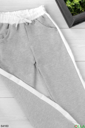 Женские спортивные брюки серого цвета на флисе