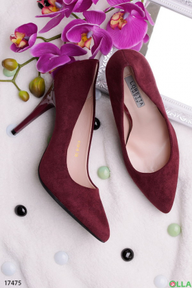 Женские туфли бордового цвета