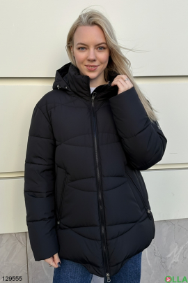 Женская черная зимняя куртка полубатал