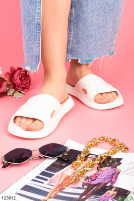 Women's white slippers