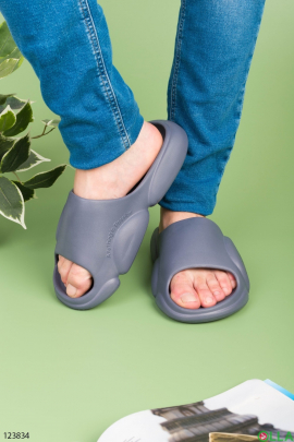 Men's dark gray flip-flops