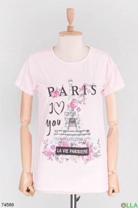 Женская розовая футболка с принтом