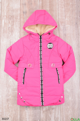 Утепленная куртка с капюшоном розового цвета