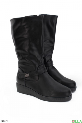 Women's black boots