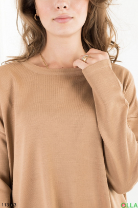 Жіночий светр бежевий