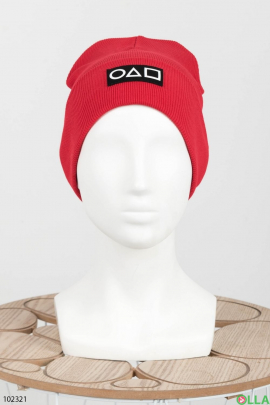 Жіноча зимова червона шапка