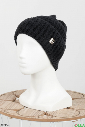 Жіноча зимова чорна шапка