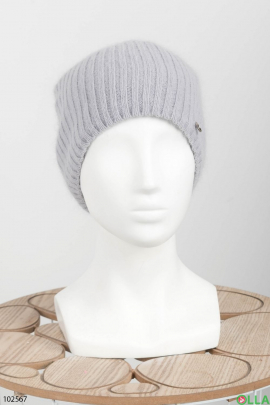 Жіноча зимова сіра шапка