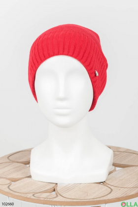 Жіноча зимова червона шапка