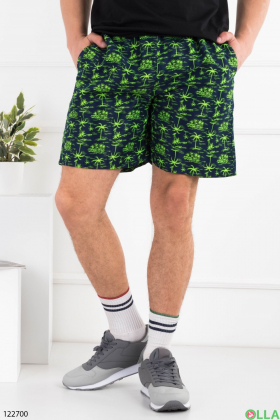 Мужские черно-зеленые пляжные шорты в принт
