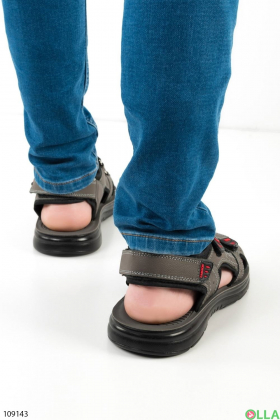Мужские серые сандалии на липучке