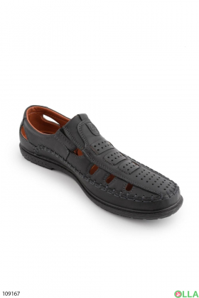 Men's black perforated shoes