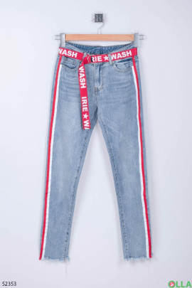 Women's blue jeans in a classic style