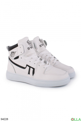 Women's high-top lace-up sneakers