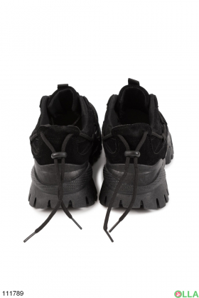 Жіночі чорні кросівки з еко-замші