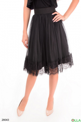 Женская черная юбка с ажурным низом