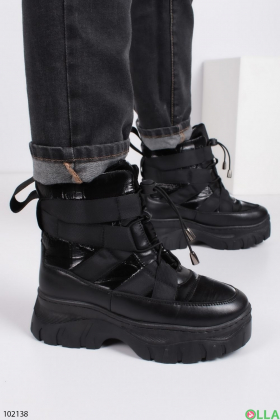 Женские черные ботинки на платформе
