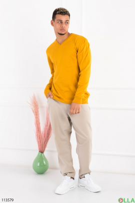 Мужской темно-желтый свитер