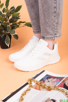 Women's white lace-up sneakers