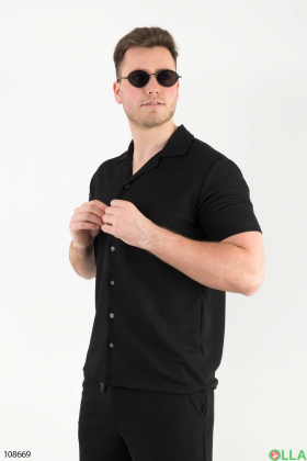 Чоловічий чорний костюм із сорочки та шорт