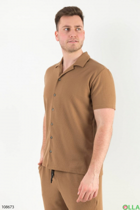 Чоловічий коричневий костюм із сорочки та шорт